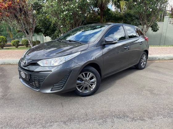 TOYOTA YARIS 1.5 16V FLEX XL PLUS CONNECT MULTIDRIVE TOYOTA YARIS 1.5 16V FLEX XL PLUS CONNECT MULTIDRIVE